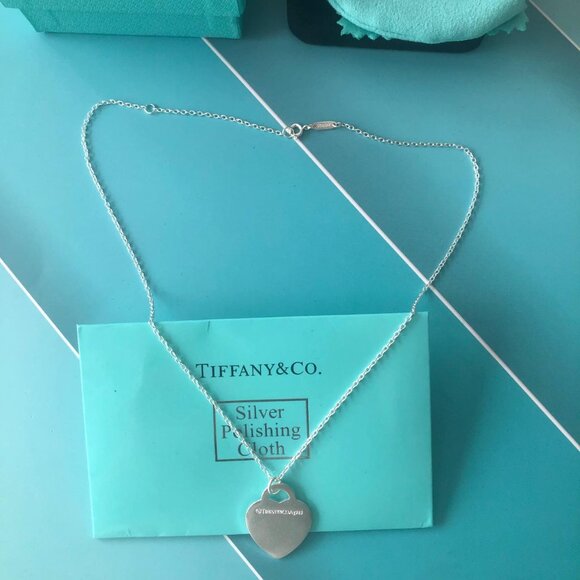 Necklace - Picture 5 of 5